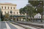 Neben dem Bahnhof von Taormina Giradina gehört für mich auch der Bahnhof von Agrigento zu den besonders schönen Bahnhöfen von Sizilien (bzw. Italien).

5. März 2026