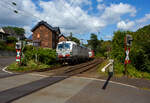 Meine erste SIEMENS Vectron mit 7 vor der 193, sowie eine ersten eigenen SIEMENS Vectron der TX Logistik AG, bisher hatte diese nur Loks angemietet. Die recht neue weiße TXL 7193 309 „Connected to Nature“ (91 80 7193 309-0 D-TXL) der ...