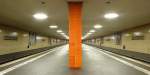 S-Bahnhof Oranienburger Str in Berlin. Der unterirdische Bahnhof wurde von *dem* Bahnhofsarchitekten der S-Bahn R.Brademann entworfen und erinnert an die U-Bahnhfe Grenanders. Ganz in ornage gehalten nimmt er bezug zum Namen der Station (hnlich wie Unter den Linden auch passend grn gehalten wurde).