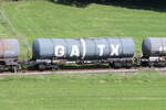 7845 877 (Zacns) von  GATX  am 13. August 2025 bei Axdorf.
