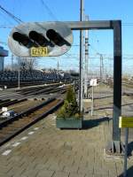 Hauptsignal in abweichende Form. Utrecht CS, 11-02-2007.