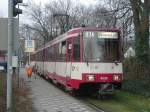 Eine Doppeltraktion aus Statbahnwagen B in der Wendeschleife in Dsseldorf-Lrick am 12.02.2004.