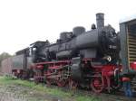 38 1301 der  GEG  (sterreichische Gesellschaft fr Eisenbahn Geschichte)
zu Gast bei den Herbst-Dampftagen der Lokalbahn Endorf-Obing (LEO).
Aufgenommen am 18. Oktober 2009 beim rangieren im Bahnhof Obing.