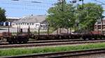 A-RCW 31 81 3504 142-0 Gattung Rns-z abgestellt mit anderen Schadwagen im Gbf Pattburg. 21.06.2025