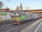 BR 193 277 von ELL vermietet an TXLogistik mit KLV bei der Durchfahrt HH-Harburg. 20.Dezember 2024