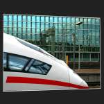 Modernes Bahndesign trifft auf moderne Architektur. So gesehen im Stuttgarter Hauptbahnhof.