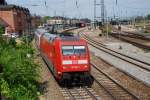 101 065 mit EC 101 am 23.05.2008 in Offenburg.