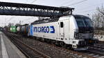 RTB CARGO GmbH, Düren [D] mit der geleasten Railpool Vectron '6193 173' [NVR-Nummer: 91 80 6193 173-2 D-Rpool] und einem Containerzug am 09.03.26 Höhe Bahnhof Saarmund.