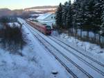 Der RE 57 nach Hagen erreicht in Krze den Bahnof Arnsberg. (Foto: 10.01.09 bei Arnsberg-Uentrop)