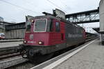 (283'248) - SBB-Lokomotive - Nr. 420'345-1 - am 16. Dezember 2025 im Bahnhof Spiez