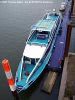 Weiter Fotos:  KARL JARRES  (1992) - Schrg von Oben (Brcke) und von Vorn