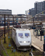 Der sechsteilige zweisystem SJ X2K 2041 (SJ X2000) der SJ (Statens Jrnvgar AB, ehemaligen schwedische Staatsbahnen) steht am 20 Mrz 2019 auf Gleis 26 im Hauptbahnhof Kopenhagen