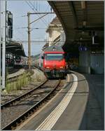 In Lausanne verlässt ein IR 15 nach Luzern mit einer Re 460 an der Spitze den Bahnhof. 

30. Aug. 2024