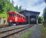 Der RhB ABe 4/4 35 und im Hintergrund der MOB FZe 6/6 2002 warten in  Chaulin auf ihren nächsten Einsatz. 

19. Juli 2025