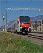 In Bex steht der neue RegionAlps RABe 533 703. Dahinter der SBB RABe 531 002. Ab dem Fahrplanwechsel 2025/2026 sollen die neuen Triebwagenzüge bei der TMR die älteren NINA und DOMONO Züge ablösen und ergänzen. 

30. Oktober ...