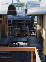 150 Jahre Emmentalbahn. 

Blick aus Ce 4/4 über das Depotgelände. Ganz hinten ist die Gaswerklok E 3/3 1 zu sehen, die Lok mit Laufachse davor ist mir entgangen. Konolfingen, Mai 2025.