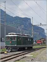 Der Extrazug wurde in Meiringen auf Gleis vier von SBB HGe 4/4 I N° 1992  Giswil abgestellt; der  Muni  rangiert nun weiter, um in der Folge auf Gleis zwei aus- bzw. abgestellt zu werdne. 23. August 2025