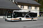 (281'047) - AAGU Altdorf - Nr. 25/UR 9452 - Mercedes am 7. Oktober 2025 beim Bahnhof Linthal