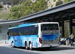 (274'003) - LBB Susten - Nr. 7/VS 38'007 - Setra am 14. April 2025 beim Bahnhof Leuk