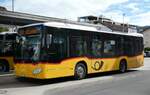 (279'519) - PostAuto Ostschweiz - SG 489'521/PID 12'038 - Mercedes am 29. August 2025 beim Bahnhof Uznach