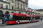 (280'799) - SW Winterthur - Nr. 138 - Hess/Hess Gelenktrolleybus am 27. September 2025 beim Hauptbahnhof Winterthur