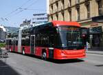 (274'482) - VB Biel - Nr. 98 - Hess/Hess Gelenktrolleybus am 2. Mai 2025 beim Bahnhof Biel