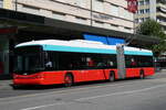 (278'505) - VB Biel - Nr. 58 - Hess/Hess Gelenktrolleybus am 4. August 2025 beim Bahnhof Biel