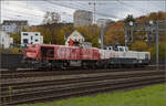 Sersa Aem 940 005 mit Am 843 003 in Dulliken. November 2025.