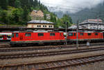 Eine SBB Re 8/8 in Form zwei gekuppelter Re II, die Re 4/4 11194 (Re 420 / 91 85 4 420 194-3 CH-SBB) und Re 4/4 11156 (Re 420 / 91 85 4 420 156-2 CH-SBB) hat am 02.08.2019 (leider bei Regen), mit dem Venice Simplon-Orient-Express (VSOE) nach Venedig, den Bahnhof Göschenen erreicht.

Der Orient-Express, für mich der Zug der Züge bzw. die „König der Züge“, und dann noch auf dieser wunderbaren Strecke, der Gotthardbahn. Nur fehlt mir dafür etwas Sponsoring😉, potenzielle Sponsoren dürfen sich aber gerne bei mir melden 😊.   
