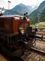 Frontpartie von dem SBB Gotthard Krokodil Be 6/8 II 13253) der SBB Historic am 02 August 2019 im Bahnhof Göschenen.