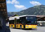 (275'602) - PostAuto Bern - BE 707'943/PID 11'857 - Mercedes (ex Kbli, Gstaad; ex PostAuto Bern BE 538'988; ex PostAuto Bern BE 653'386) am 16. Mai 2025 bim Bahnhof Gstaad