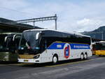 (276'276) - Aus Holland: Beuk, Noordwijk - Nr. 365/BB-069-B - Setra am 5. Juni 2025 beim Bahnhof Gstaad