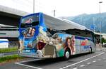 (279'232) - Aus Oesterreich: Sabtours, Wels - L SAB 12 - Setra am 19. August 2025 beim Bahnhof Interlaken Ost
