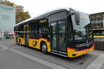 (281'488) - PostAuto Bern - BE 610'541/PID 12'130 - eMercedes am 14. Oktober 2025 beim Bahnhof Interlaken Ost