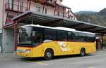 (281'535) - PostAuto Bern - BE 401'465/PID 4715 - Setra (ex AVG Meiringen Nr. 65) am 16. Oktober 2025 in Meiringen, Postautostation