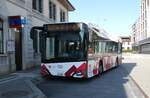 (278'681) - CarPostal Ouest - JU 36'566/PID 11'752 - Solaris am 9. August 2025 beim Bahnhof Delmont