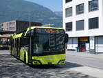 (277'124) - Aus Liechtenstein: BOS PS Anstalt, Vaduz - Nr. 572/FL 40'230 - Solaris am 20. Juni 2025 beim Bahnhof Sargans