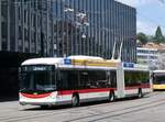 (275'587) - St. Gallerbus, St. Gallen - Nr. 183 - Hess/Hess Gelenktrolleybus am 15. Mai 2025 beim Bahnhof St. Gallen