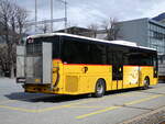 (272'814) - PostAuto Wallis - VS 424'839/PID 10'085 - Iveco am 11. Mrz 2025 beim Bahnhof Brig