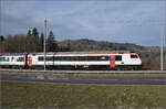 Messzug mit Re 460 014 'Val de Trient' auf dem Weg nach Bern. Im Bild der IC-Steuerwagen Bt 50 85 28-94 918-5 CH-SBB. Riedburg, Januar 2026.