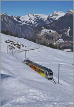 Der BLM Be 4/6 102  Mönch  ist auf dem Weg von der Grütschalp nach Mürren und konnte auf etwa der halben Strecke zwischen der Grütschalp und Winteregg fotografiert werden. 

18. Februar 2025