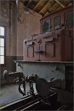 Gruseln zwischen Asphalt und Absinth. 

Im Rahmen der Sonderfahrt war auch eine Besichtigung der Ae 3/3 I 11601 von Swisstrain in Les Verrières möglich. Oktober 2025.