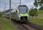 RABe 528 221 nach Langenthal. Gettnau, Mai 2025.