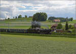 150 Jahre Emmentalbahn. 

141-R-1244 auf der RSHB-Strecke im Rahmen der grossen Emmentalrundfahrt zum Jubilum. Weier i.E., Mai 2025.