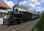 150 Jahre Emmentalbahn. 

Ed 3/4 2 der SMB kommt noch in den Bahnhof Affoltern-Weier gefahren. Mai 2025.