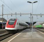 ICN nach Lausanne bei der Druchfahrt in Renens (VD)
(Jan. 2009)