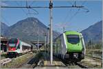 In Domodossola treffen sich der SBB TILO RABe 524 102 (UIC 94 85 0 524 012-7 CH-FFS) und der Trenord ETR 421. 

22. August 2025 