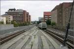 Blick vom Bahnhof Lindevang auf die Strecke in Richtung Innenstadt. Im Hintergrund ist die Tunneleinfahrt erkennbar. Frher fuhr hier bis zum damaligen Kopfbahnhof Frederiksberg die S-Bahn. Diese Trasse wurde von der Metro bernommen und teilweise in einen Tunnel verlegt. 23.08.2006 (Matthias)