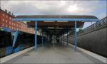 Thorildsplan, Grne Linie, T17, T18, T19. Diese Station in abgesenkter Mittellage der Drottningholmsvgen hat eine abweichende Dachkonstruktion. 19.08.2007 (Matthias)