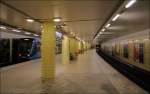 Rdmannsgatan, T17, T18, T19. Schlichter Untergrundbahnhof, die Architektur erinnert an U-Bahnhfe in Berlin. 08.2007 (Matthias)